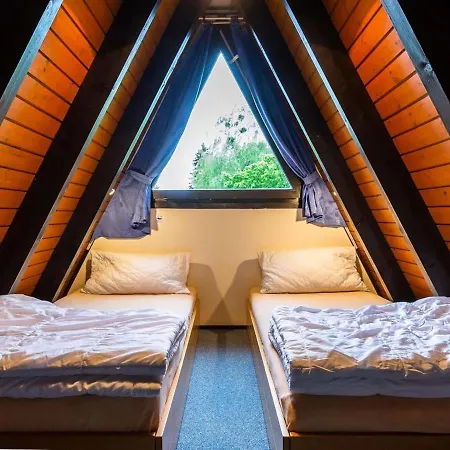 Vakantiehuis Ferienwohnpark Immenstaad-3 By Interhome